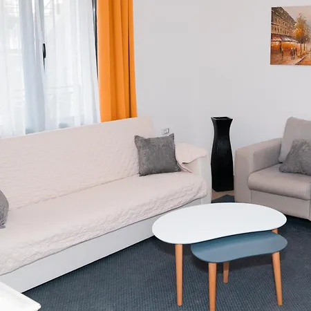 Kristal Apartment Tirana