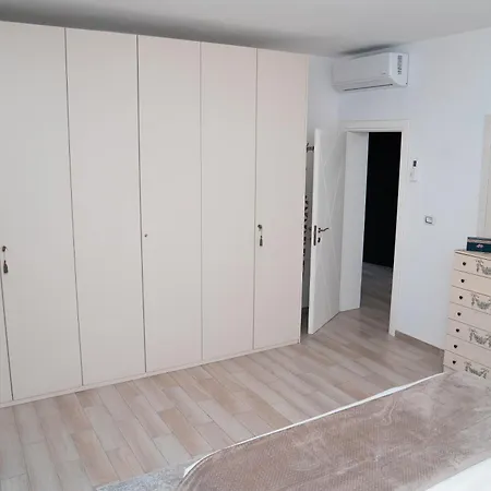 Apartment Kristal Tirana