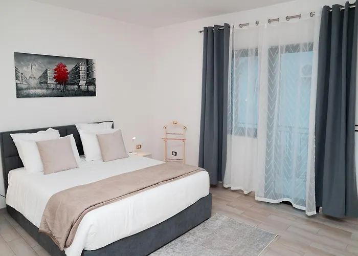Kristal Apartment *